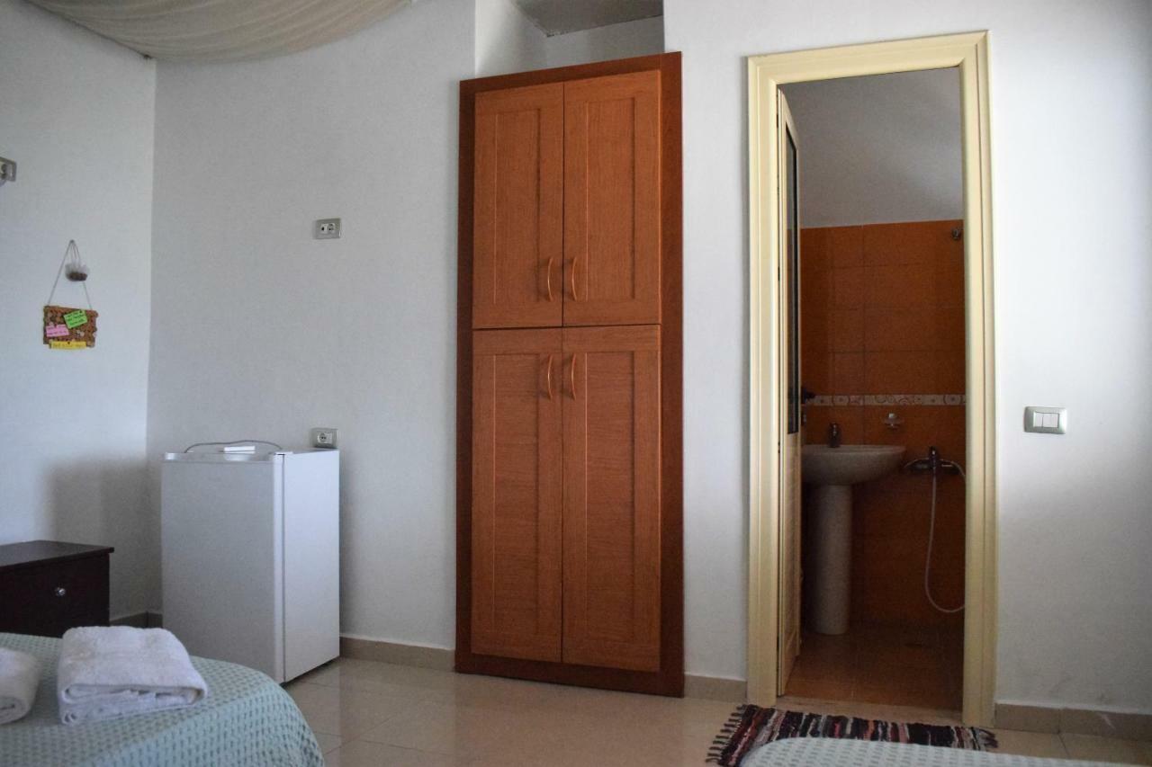 Standard Rooms By Scala Himare Eksteriør bilde